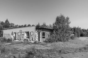Motel dimenticato dell'Ontario in bianco e nero