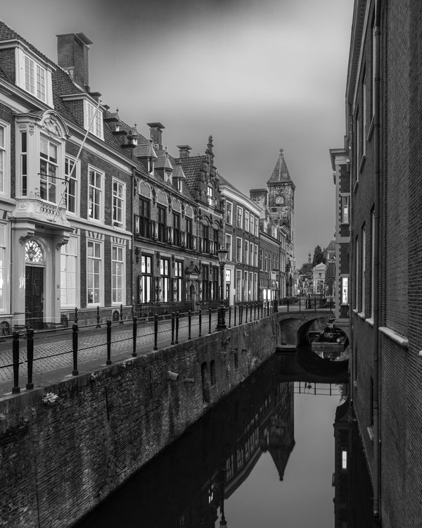 Historic Muurhuizen Street canal scene