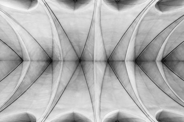 Looking straight up at the ceiling of Hallgrimskirkja church