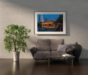 Architectural beauty of Chengdu Anshun Bridge at night