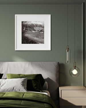 Black and white Studebaker truck emblem