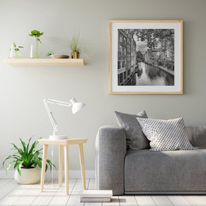 歴史的なユトレヒトの建物とオランダの運河のシーン| 壁アート