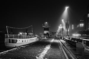 Oslo Aker Brygge pier night reflections