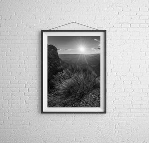 La luce del tramonto esplose sul bordo meridionale del Grand Canyon