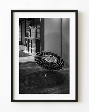 Japan Kanazawa tatami room umbrella black and white