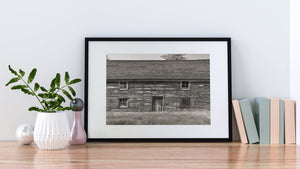 Edificio di stoccaggio abbandonato di Killarney Ontario in bianco e nero | Foto Stampa d’arte Fine Art stampa fotografica