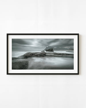 Moody coastal scene at Kostbergan Beach