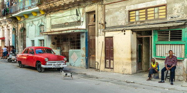 Vibrant street scene in Havana, Cuba