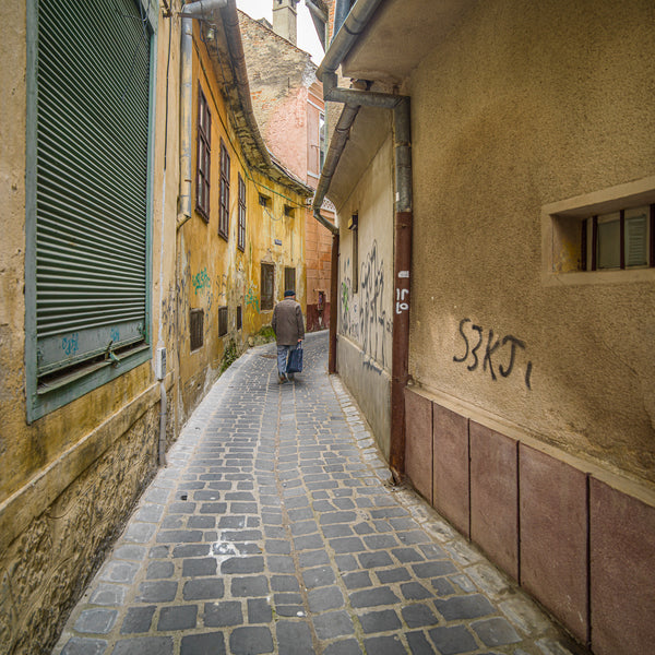 Narrow alley Brașov