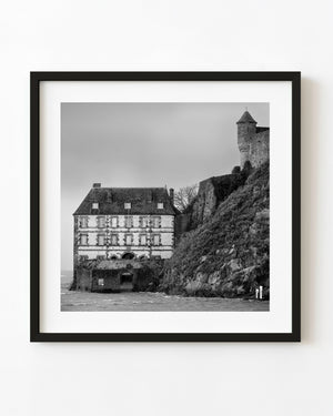Mont Saint-Michel monochrome architecture
