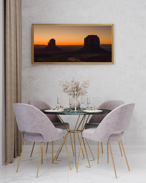 Ciel coucher de soleil sur l’impression de Monument Valley