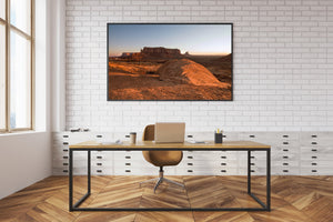 Lumière de l’heure dorée illuminant Monument Valley