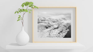 Prise de vue aérienne monochrome de la Norvège en hiver