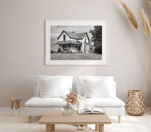 Old rundown farmhouse in rural Indiana | Photo Art Print fine art photographic print