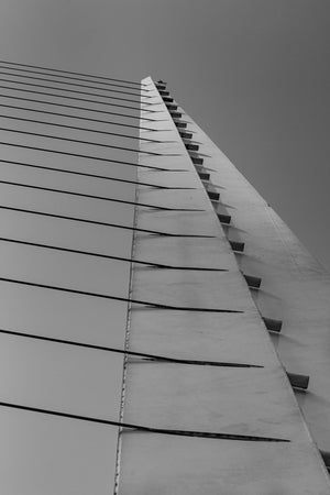 Moderne designarchitectuurbrug in Buenos Aires