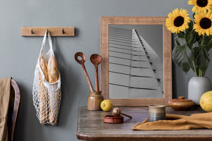 Zwart-witte moderne kunst van de Puente de la Mujer-brug