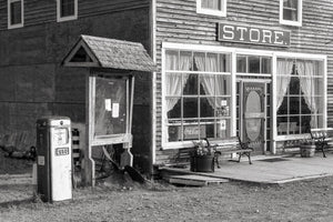 Nostalgic country store in Ontario closed for the day