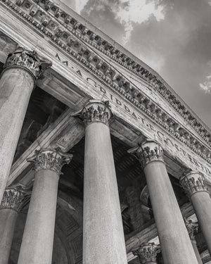 Photo des colonnes historiques du Panthéon