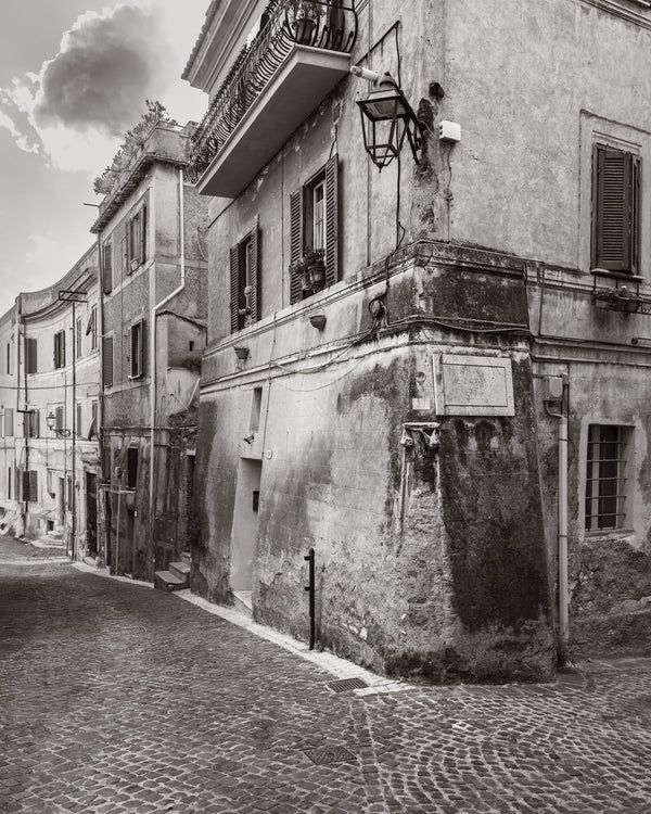 Black and white Italian street scene