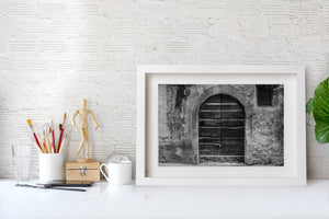 Historischer italienischer Türbogen Kunstdruck für die Wand