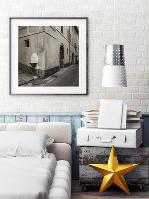 Urban scene in Spoleto’s old town