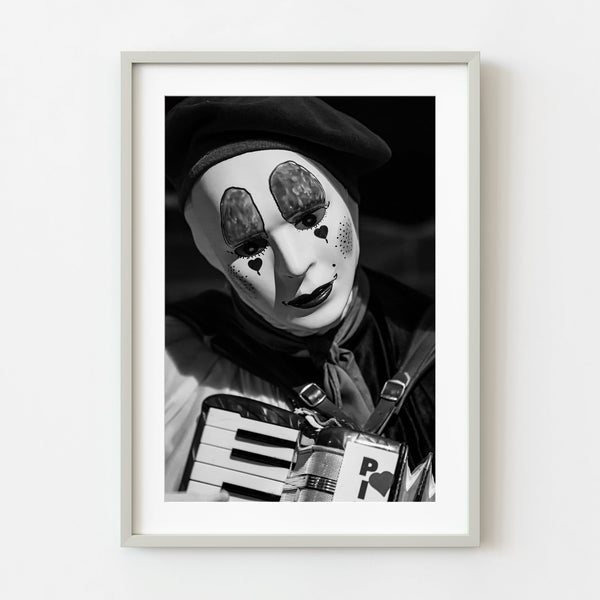 Toronto street performer wall art