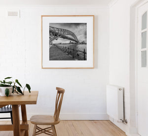 Le Harbour Bridge de Sydney en Australie en monochrome