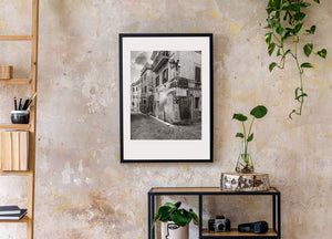 Arquitectura italiana y calle adoquinada. Impresión fotográfica