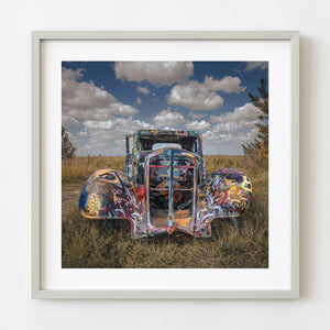 Bug Slug Ranch Texas, camion vintage coperto di graffiti | Edizione limitata di 10