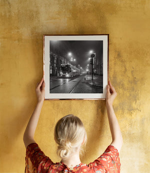 Urban stillness in fog