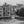 Photo noir et blanc du canal de Venise et des piétons sur le pont