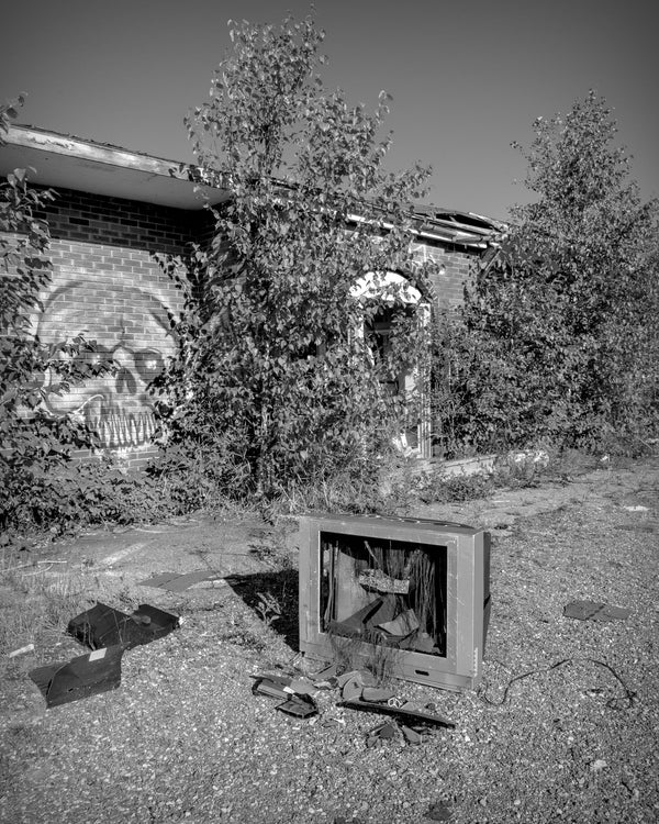 Abandoned Motel Graffiti Rural Ontario Forgotten Relic | Photo Art Print fine art photographic print
