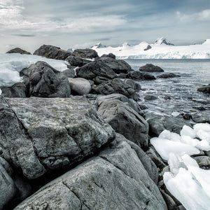 Frigide Antarctica ruige bevroren kustlijn | Foto Kunstprint Fine Art fotografische afdruk