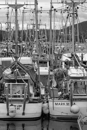 Zusammengebundene Fischerboote British Columbia | Foto Kunstdruck Fine Art Fotodruck