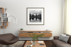 Meer aan de voet van Bagaboo Rocky Mountains | Foto Kunstprint Fine Art fotografische afdruk
