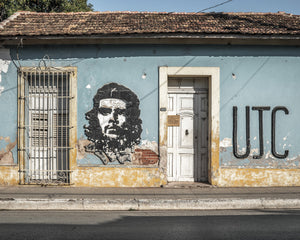 Edificio de la Liga de Jóvenes Comunistas de Cuba | Foto Impresión de arte Fine Art impresión fotográfica