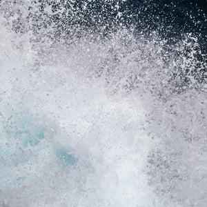 Primo piano violento dell'acqua dell'oceano che si schianta | Foto Stampa d’arte Fine Art stampa fotografica