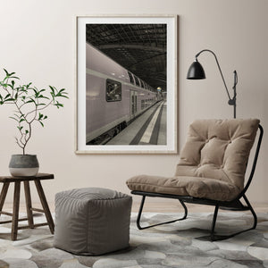 Piattaforma di seduta del treno Dresda Germania | Foto Stampa d’arte Fine Art stampa fotografica