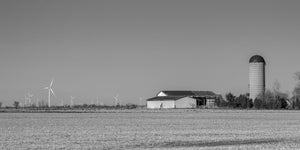 Fattoria nell'Ontario occidentale con decine di moderne turbine eoliche | Foto Stampa d’arte Fine Art stampa fotografica