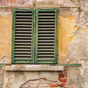 Verweerd groen Toscaans raam | Foto Kunstprint Fine Art fotografische afdruk